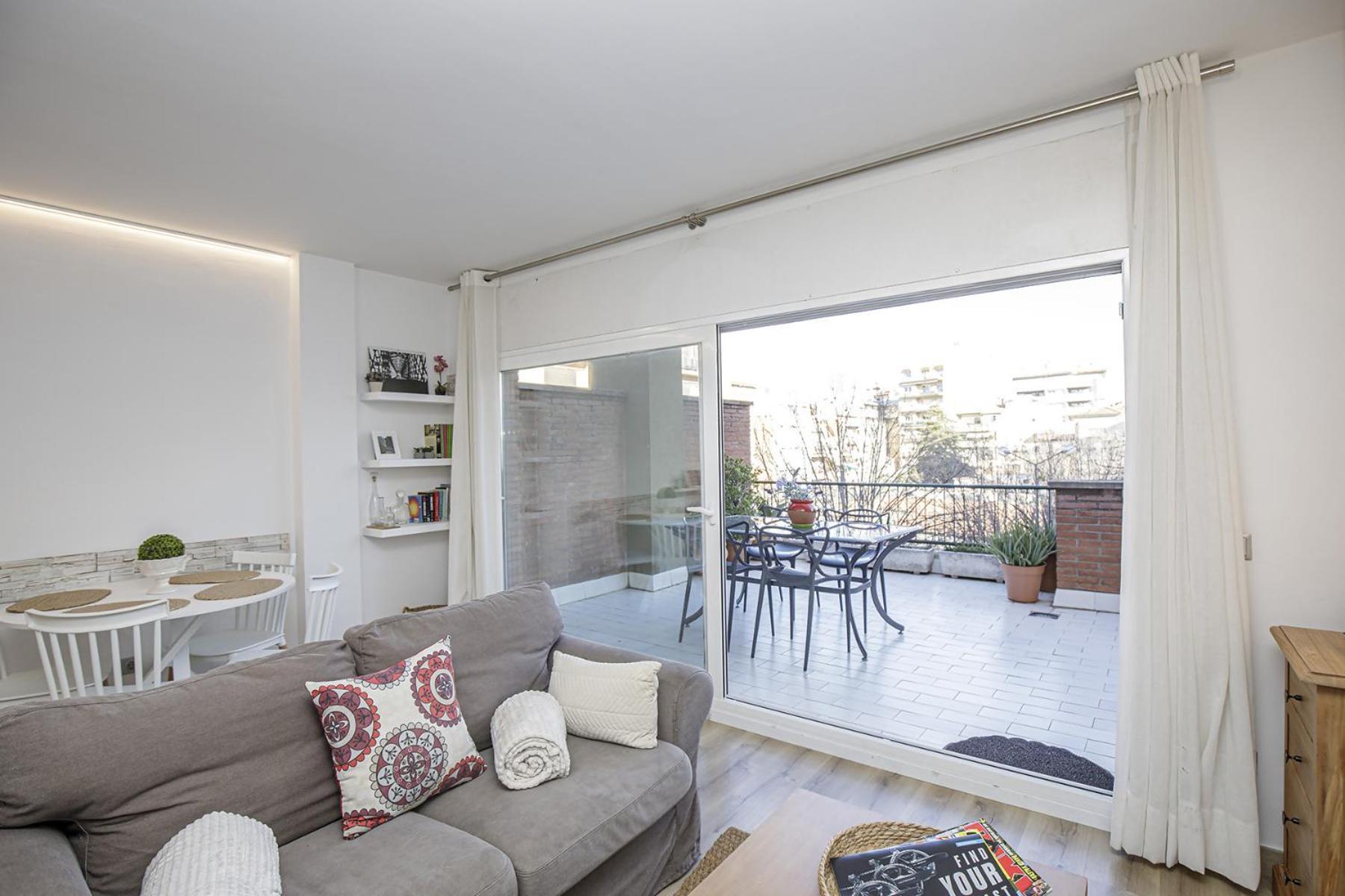 Apartamento Con Gran Terraza En Girona Bagian luar foto