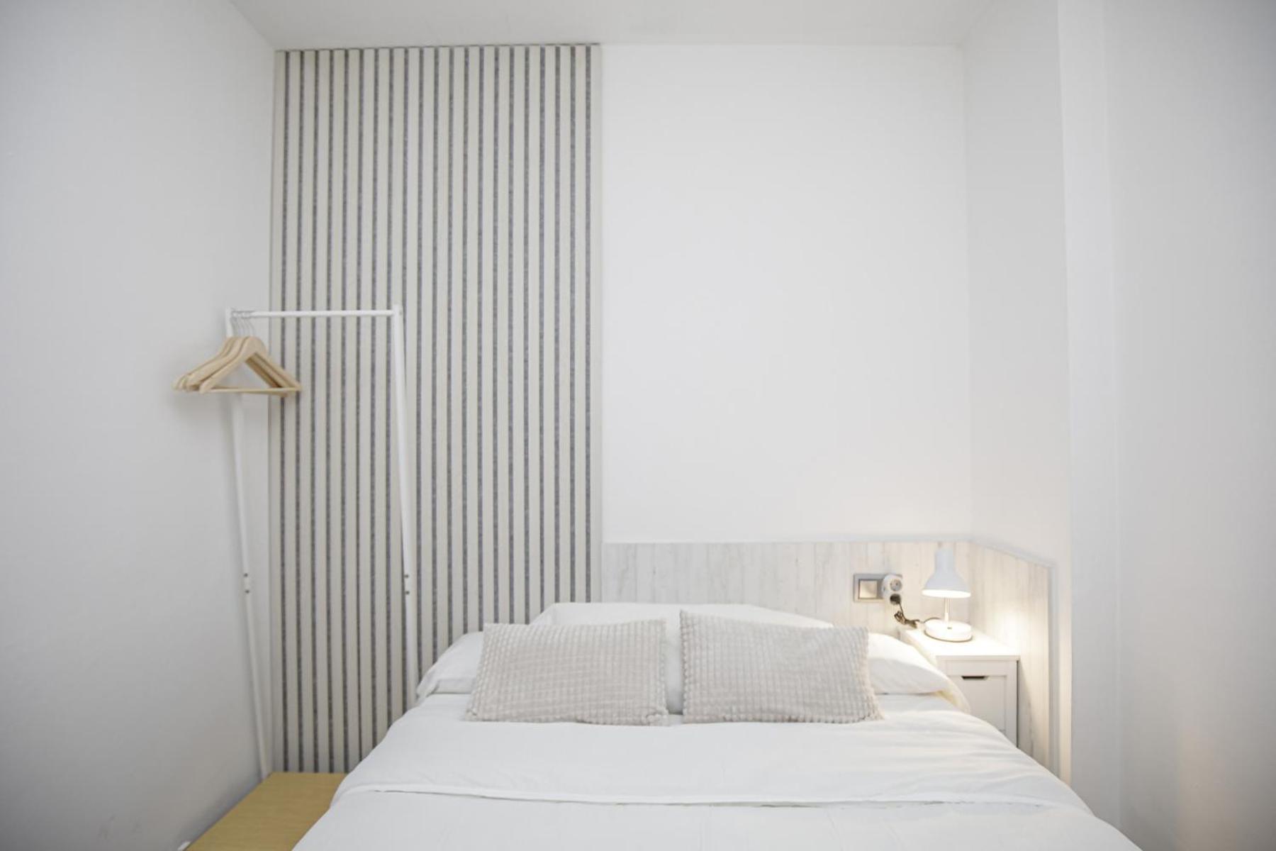 Apartamento Con Gran Terraza En Girona Bagian luar foto