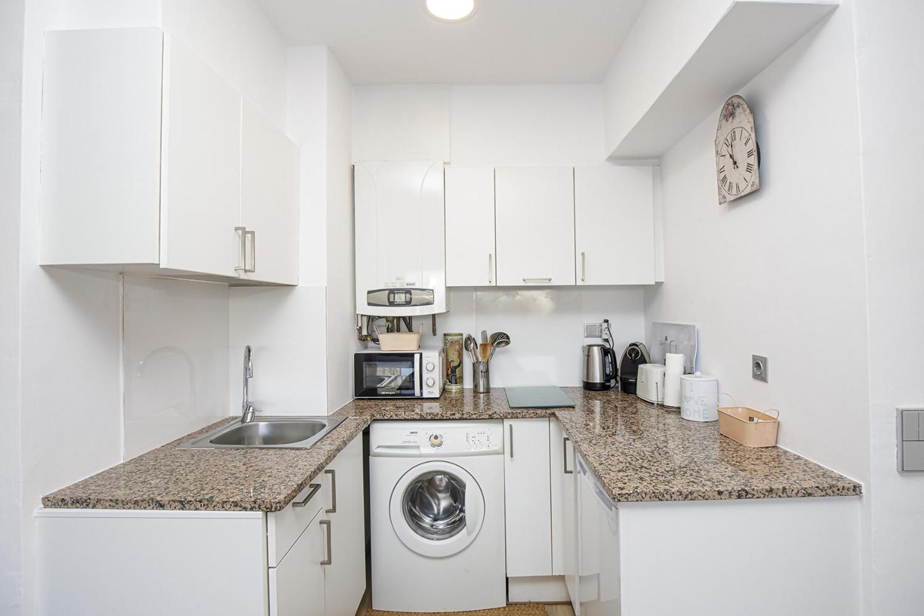 Apartamento Con Gran Terraza En Girona Bagian luar foto